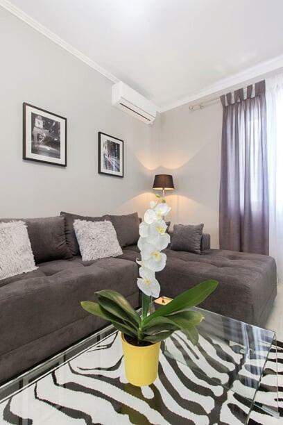 Mandalina Suite ชิเบนิก ภายนอก รูปภาพ