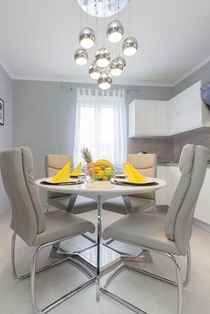 Mandalina Suite ชิเบนิก ภายนอก รูปภาพ