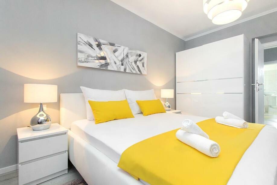 Mandalina Suite ชิเบนิก ภายนอก รูปภาพ